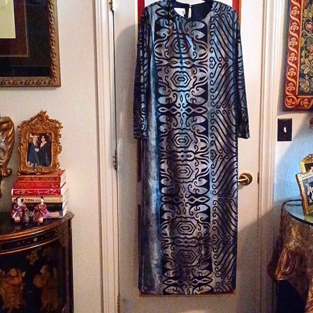 Hollywood glamorous hostess dress